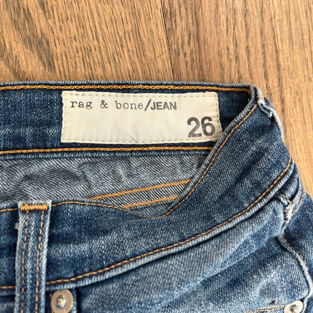 Rag & Bone distressed jeans Size 26